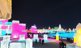 В Китае проходит фестиваль снега и льда, и он просто невероятен!