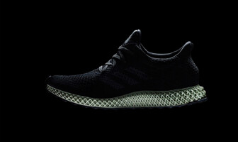 Adidas представила новые кроссовки напечатанные на 3D принтере [Видео]