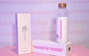 Evian поручила Вирджилу Абло сделать бутылку с водой объектом желания