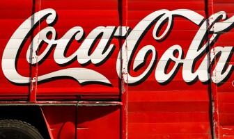 Coca-Cola обновляет свой лого, чтобы бороться за экологию
