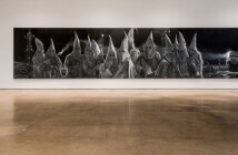 Музей Техаса выставил девятиметровую картину современного Ку-клукс-клана
